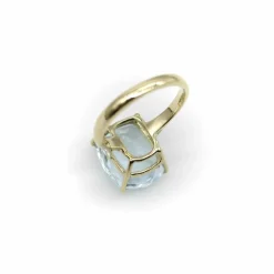 Bague Signature en or 14 carats et topaze bleu clair 6 carats