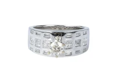 Bague Solitaire accompagné diamant 0.45ct