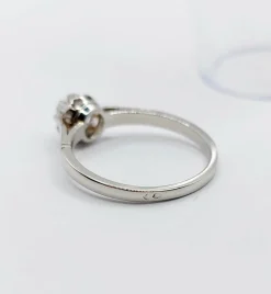 Bague solitaire Art Déco or blanc et platine, diamant (circa 1930)