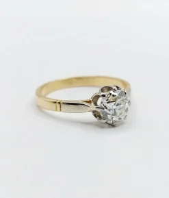 Bague solitaire art deco or jaune diamant taille ancienne
