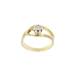 Bague solitaire avec diamant