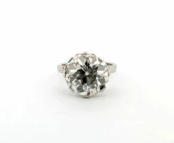 Bague solitaire avec un énorme et magnifique diamant