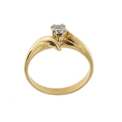 Bague solitaire contrariée avec diamant 0,30 ct