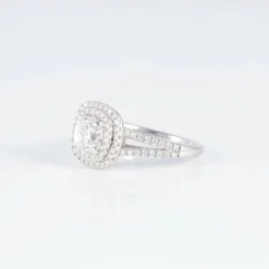 Bague Solitaire 1.22ct Blanc exceptionnel