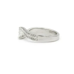 Bague solitaire diamant