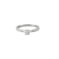 Bague Solitaire diamant épaulé