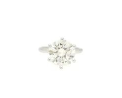 Bague solitaire en or avec diamant de 6,05 carats