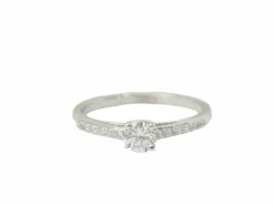 Bague solitaire en or blanc et diamants 0.30 ct