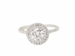 Bague solitaire en or blanc et diamants 0.72ct