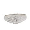 Bague solitaire en or blanc et diamant