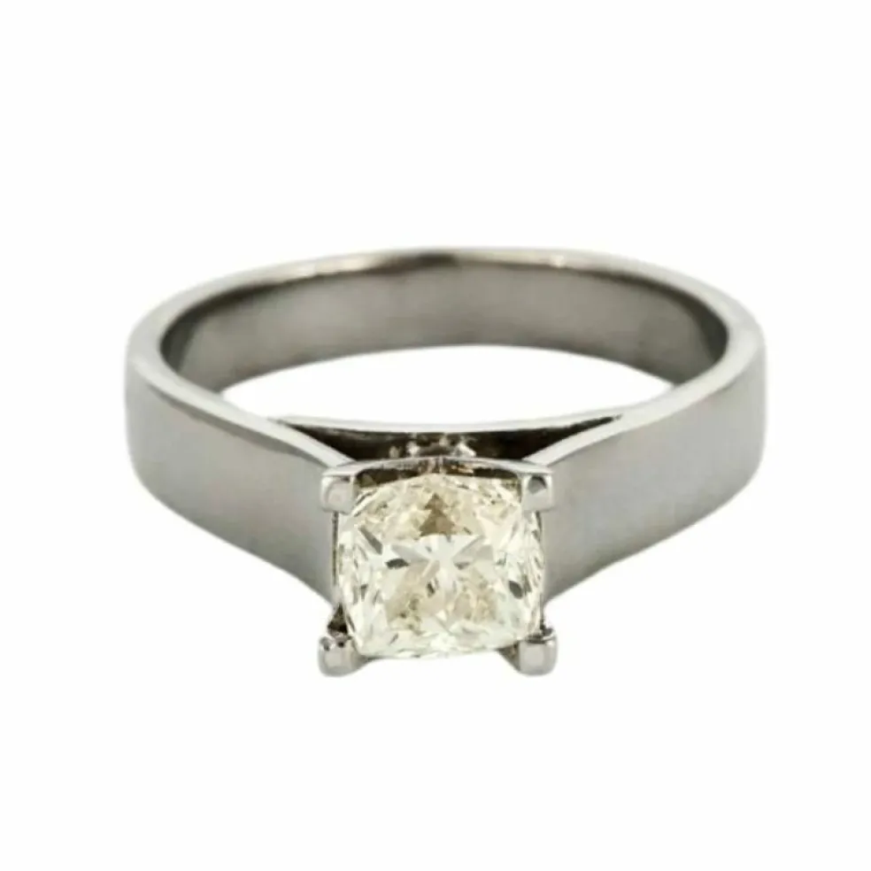 Bague solitaire en Or blanc Diamant Coussin