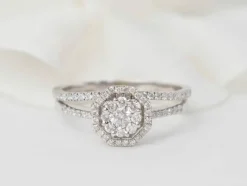 Bague solitaire en or blanc et diamants 0.66ct