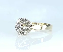 Bague solitaire en or blanc 18 carats et diamant 0,10 carat