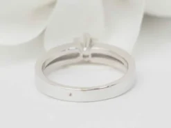 Bague Solitaire en or blanc et diamant 0.45ct
