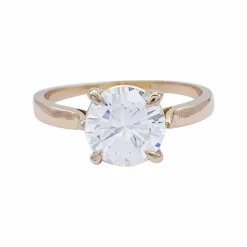Bague solitaire en or rose, diamant 1,56 carats.