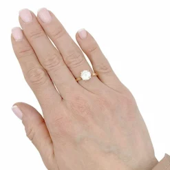 Bague solitaire en or rose, diamant 1,56 carats.