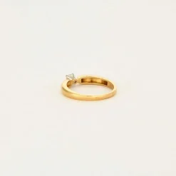 Bague solitaire jonc en or jaune