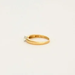 Bague solitaire jonc en or jaune