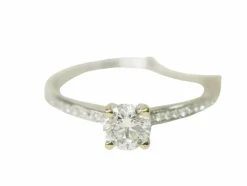 Bague solitaire or blanc diamant