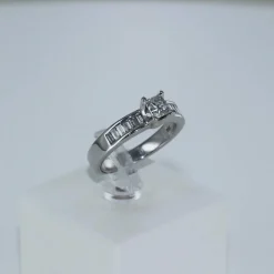 Bague Solitaire Or blanc Diamants