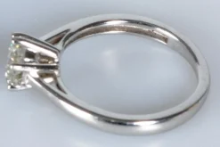 Bague solitaire Or blanc Diamant