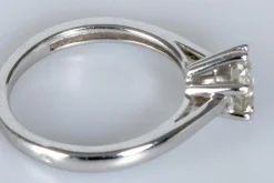 Bague solitaire Or blanc Diamant