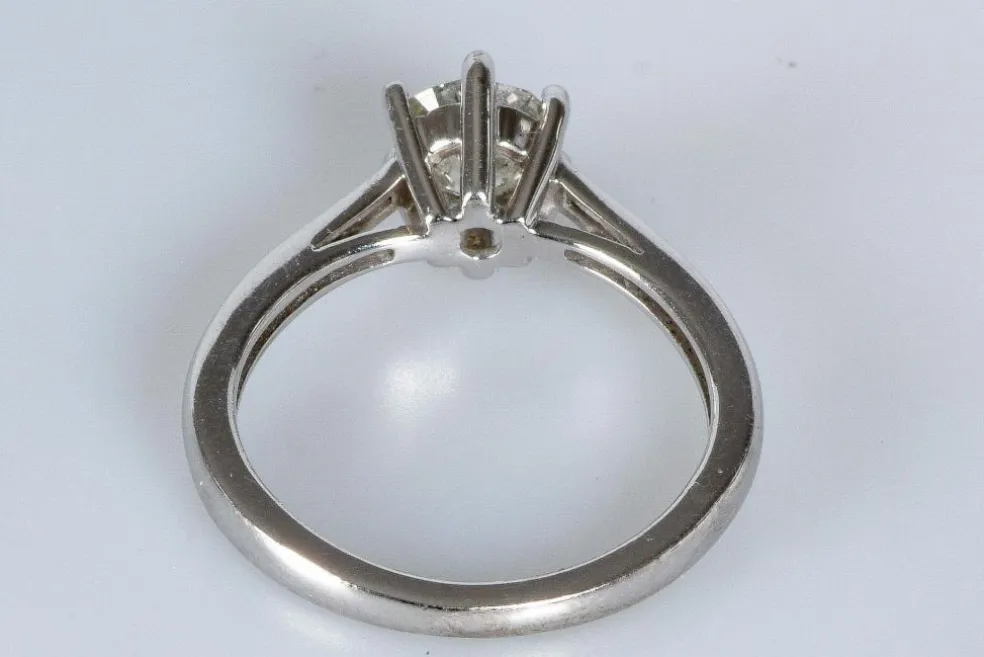Bague solitaire Or blanc Diamant