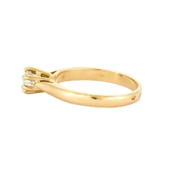 Bague solitaire or et diamants