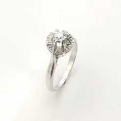 bague solitaire or et diamant