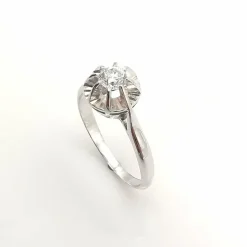 bague solitaire or et diamant