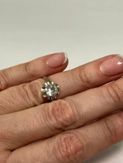 Bague solitaire or gris