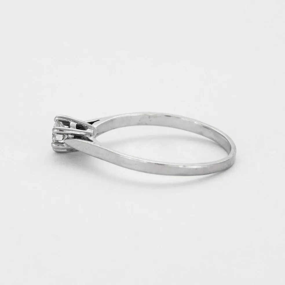 Bague solitaire or gris et diamant