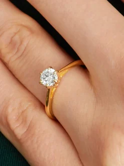Bague solitaire or jaune et diamant