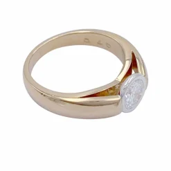 Bague solitaire or jaune, platine.