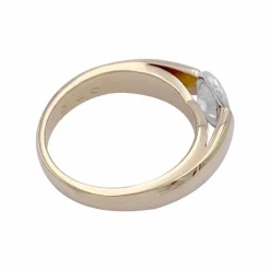 Bague solitaire or jaune, platine.