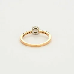 Bague solitaire or jaune et diamants