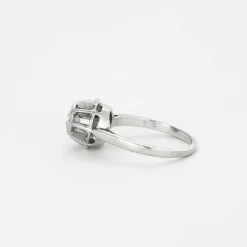 Bague solitaire platine et diamant