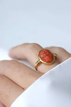 Bague style antique camée corail