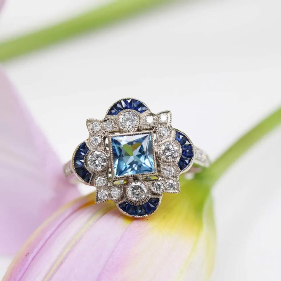 Bague style Art déco aigue-marine diamants saphirs