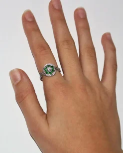 Bague style Art Déco diamants et tsavorites