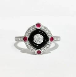 Bague style art déco diamants, onyx et rubis