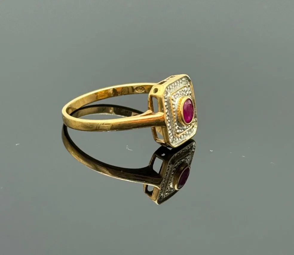 Bague style Art Déco or, rubis, diamants taille rose