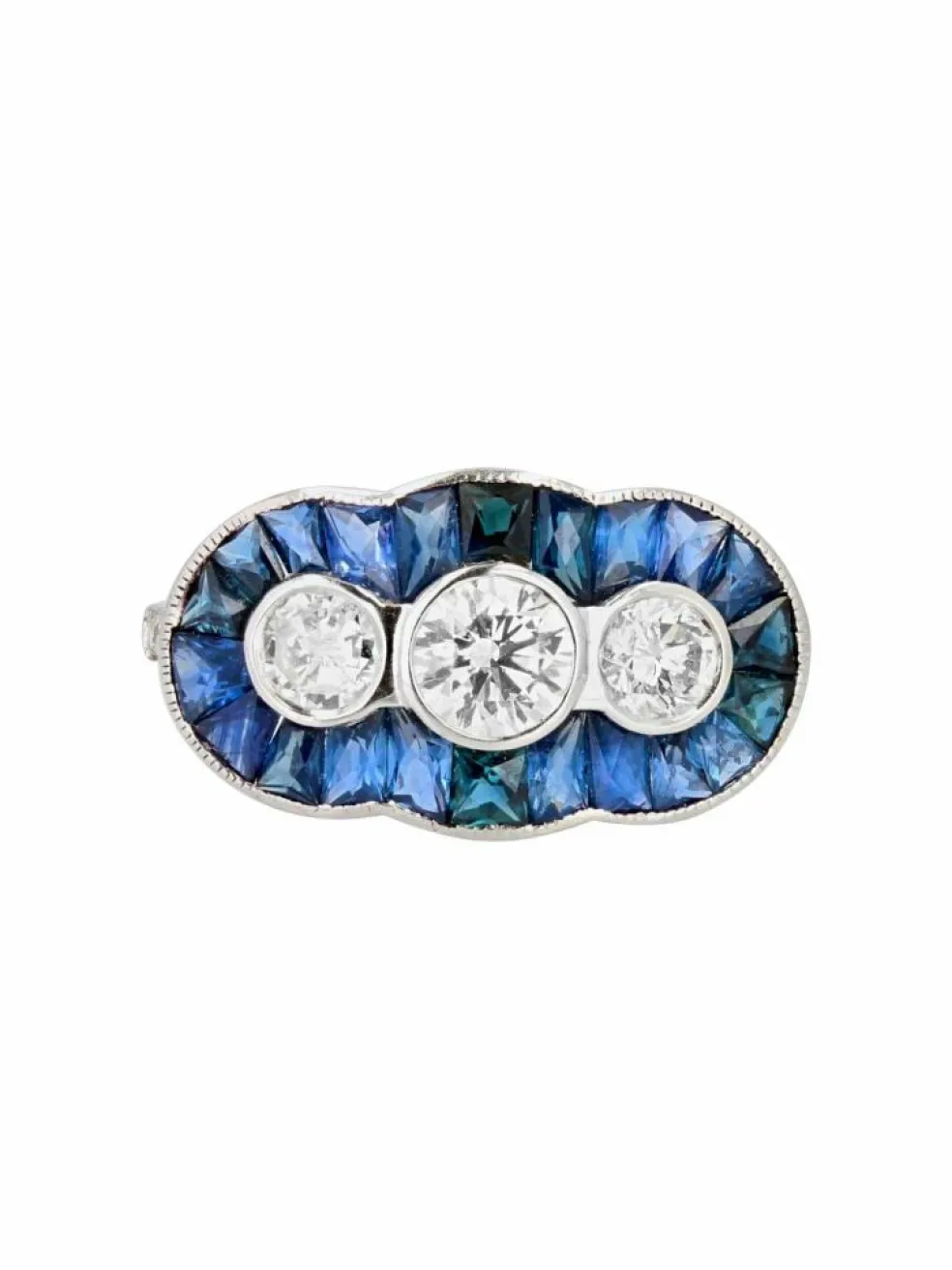 Bague style art déco saphirs calibrés et diamants