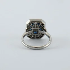 Bague style Art Déco Saphirs Diamants