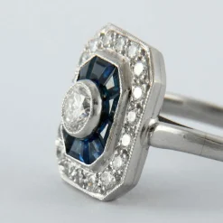 Bague style Art Déco Saphirs Diamants