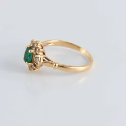 Bague style Marguerite Emeraude et 8 Diamants