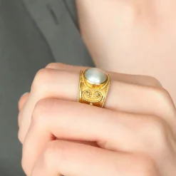 BAGUE « SULTAN » OR & NACRE