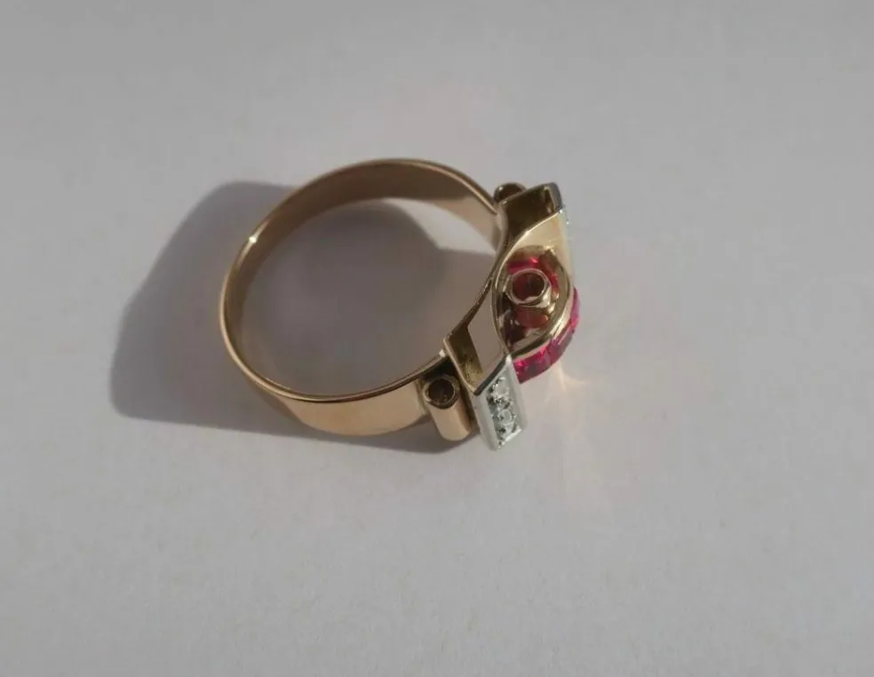 Bague Tank Art Déco diamants rubis or platine