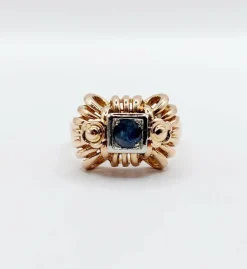 Bague Tank Art Déco or rose, saphir, monture géométrique (circa 1950)