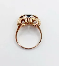Bague Tank Art Déco or rose, saphir, monture géométrique (circa 1950)